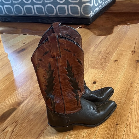 Code West Black and Brown Cowboy Western Boots - Picture 2 of 11